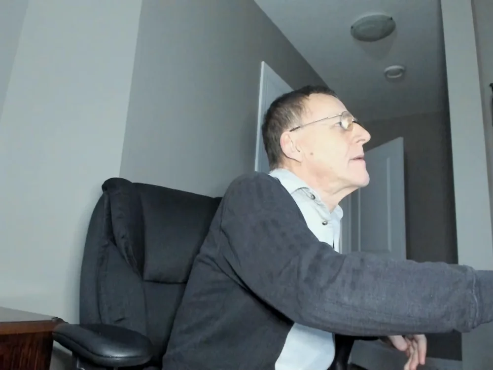 SmokeyHowls অফলাইন XXX চ্যাট