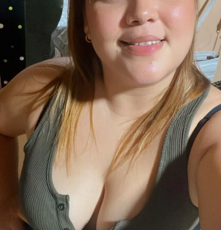 Alana_Sweet_12 offline chatrum