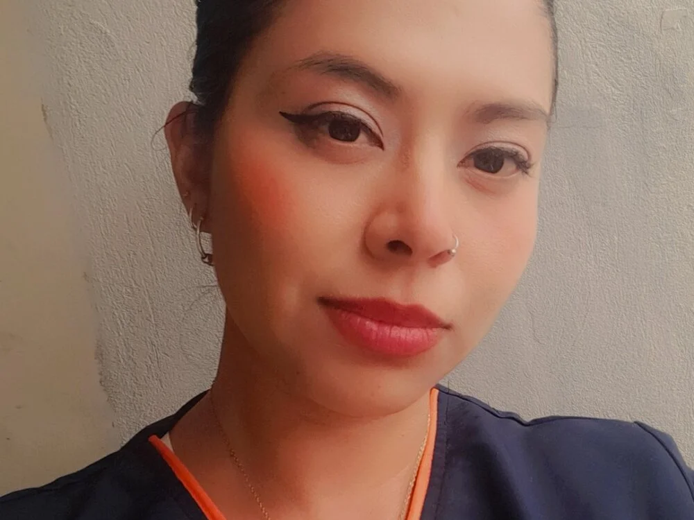 moon_white9395 offline XXX-chat