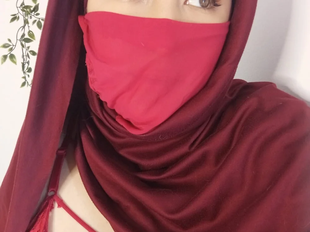 Hahnah_blueX – Offline XXX chat