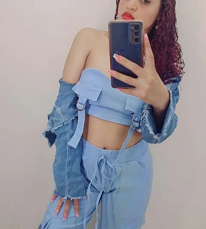 abby_ssmith's Offline XXX Chat