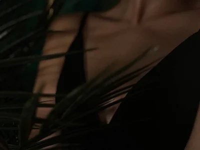 Serve_to_Alexa - Girl 