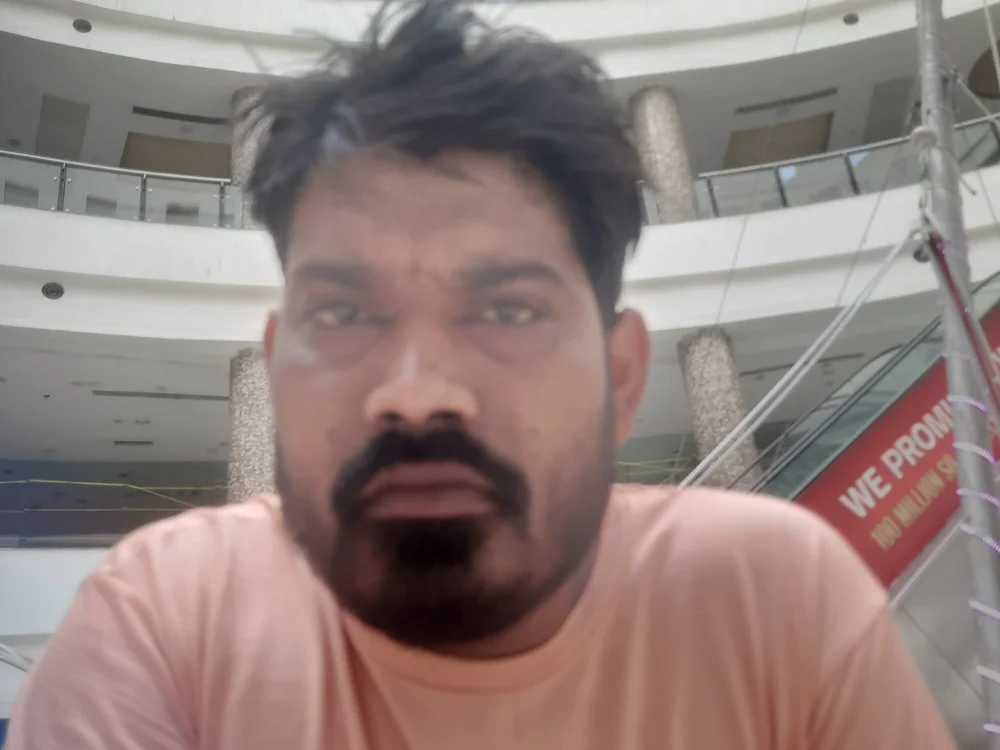 Vishal8929@xh's Offline Chat Room