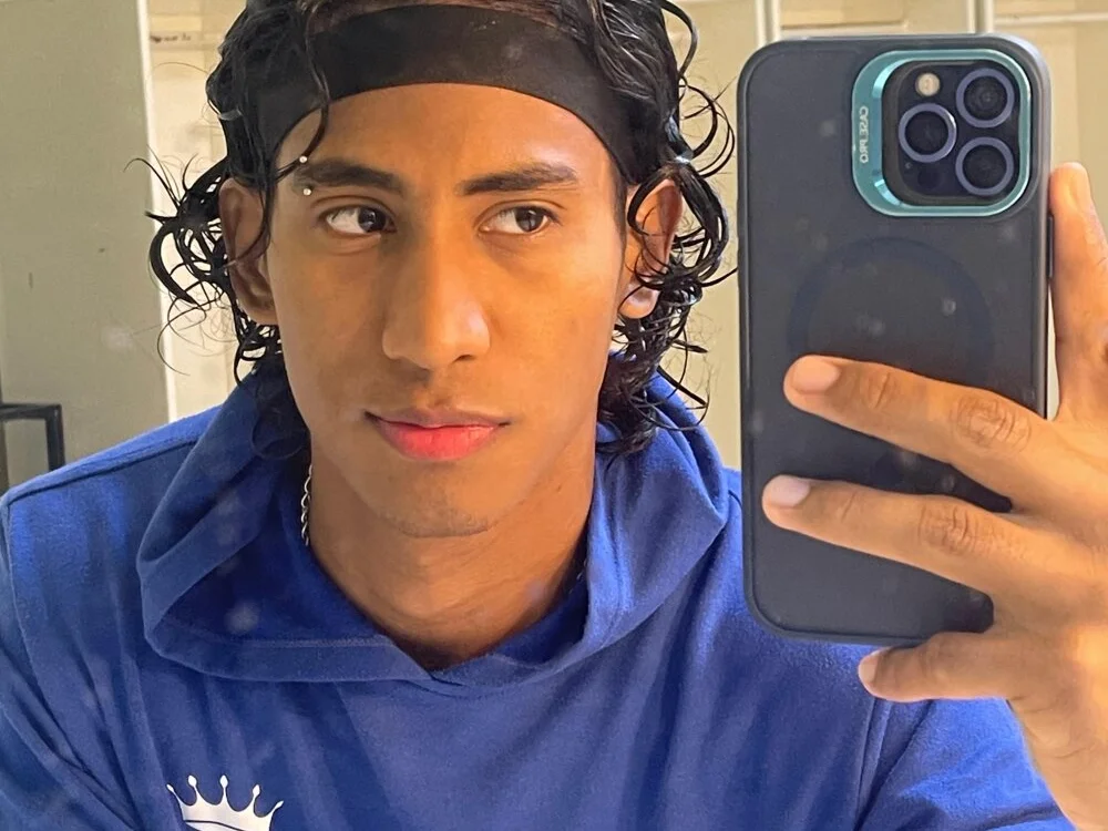 yeicox05's Offline XXX Chat