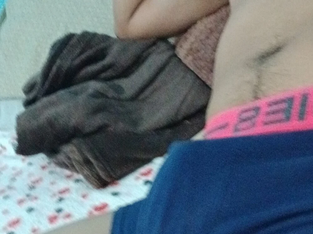 sexboy27 Chat XXX offline