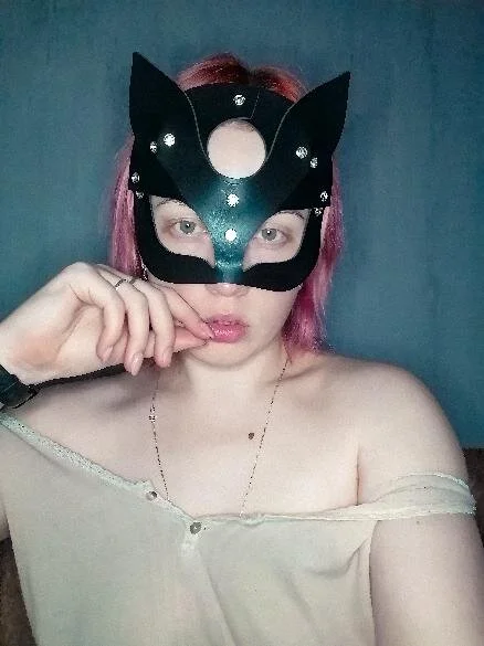Flora_Monica's Offline XXX Chat