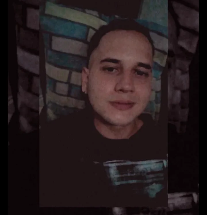 luntico2's Offline Chat Room