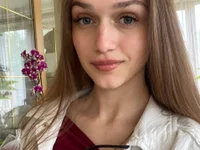 MarinaPoppenhagen's Offline Chat Room