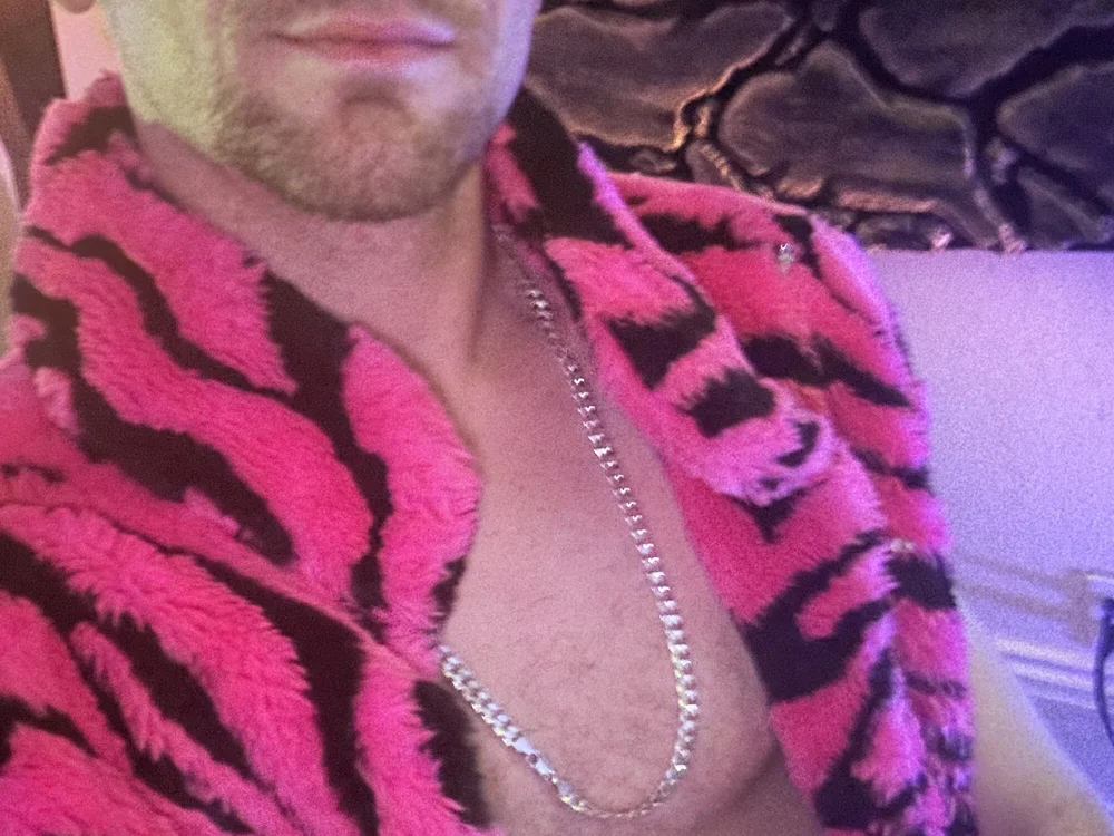 HungHunter6's Offline XXX Chat