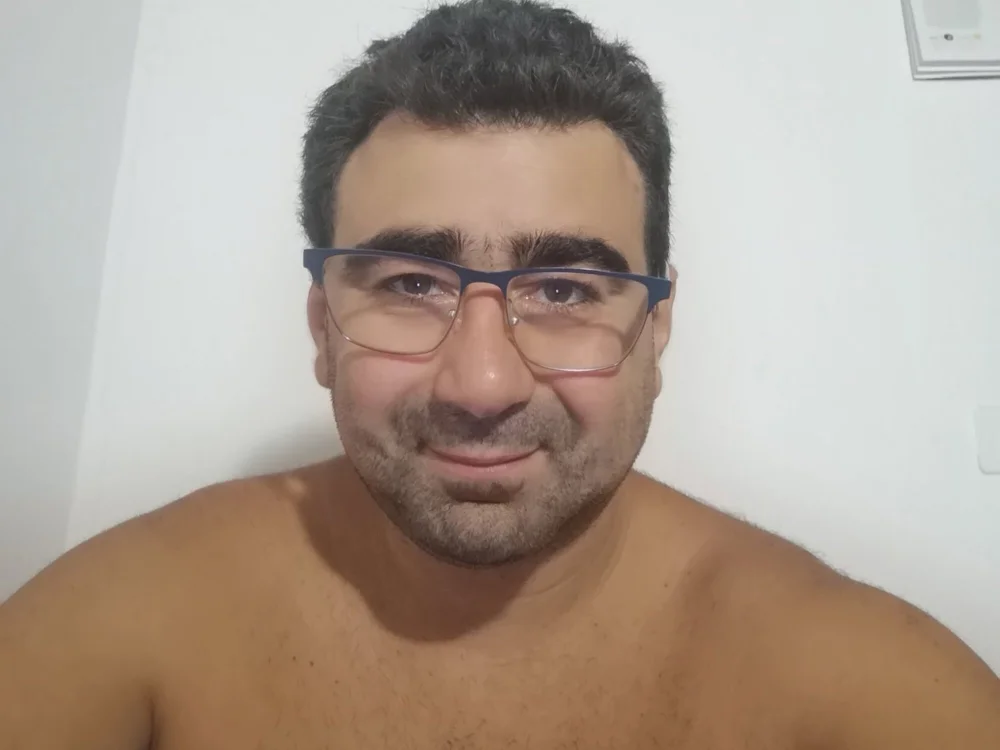 gerilom8787's Offline XXX Chat