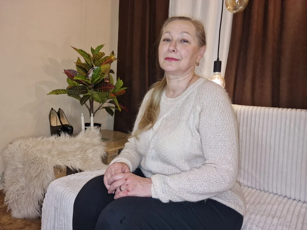 AvroraRosiye's Offline XXX Chat