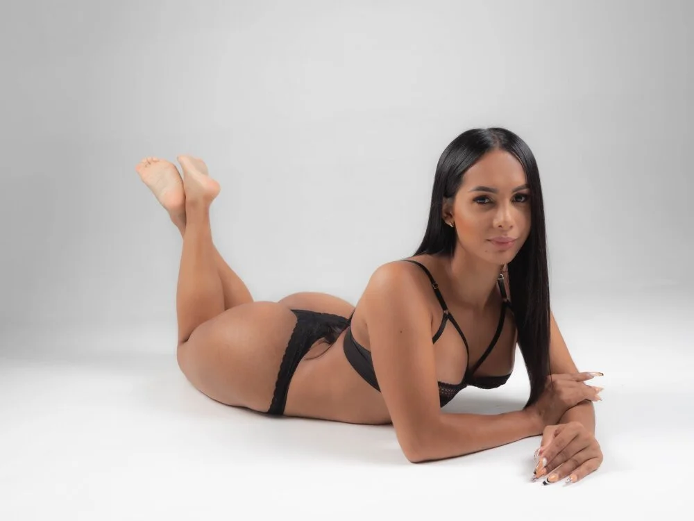 Shana_Rymer Chat XXX Ngoại tuyến