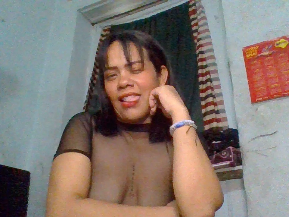 shantall09xのオフラインXXXチャット