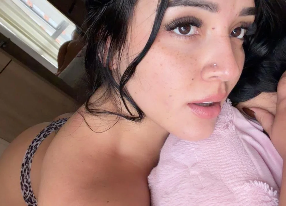 _lina7's Offline XXX Chat