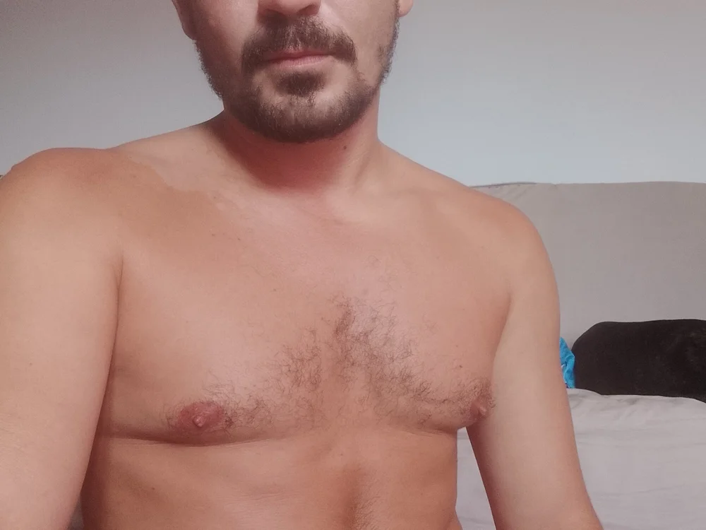 damlele Adlı Modelin Çevrimdışı Sohbet Odası