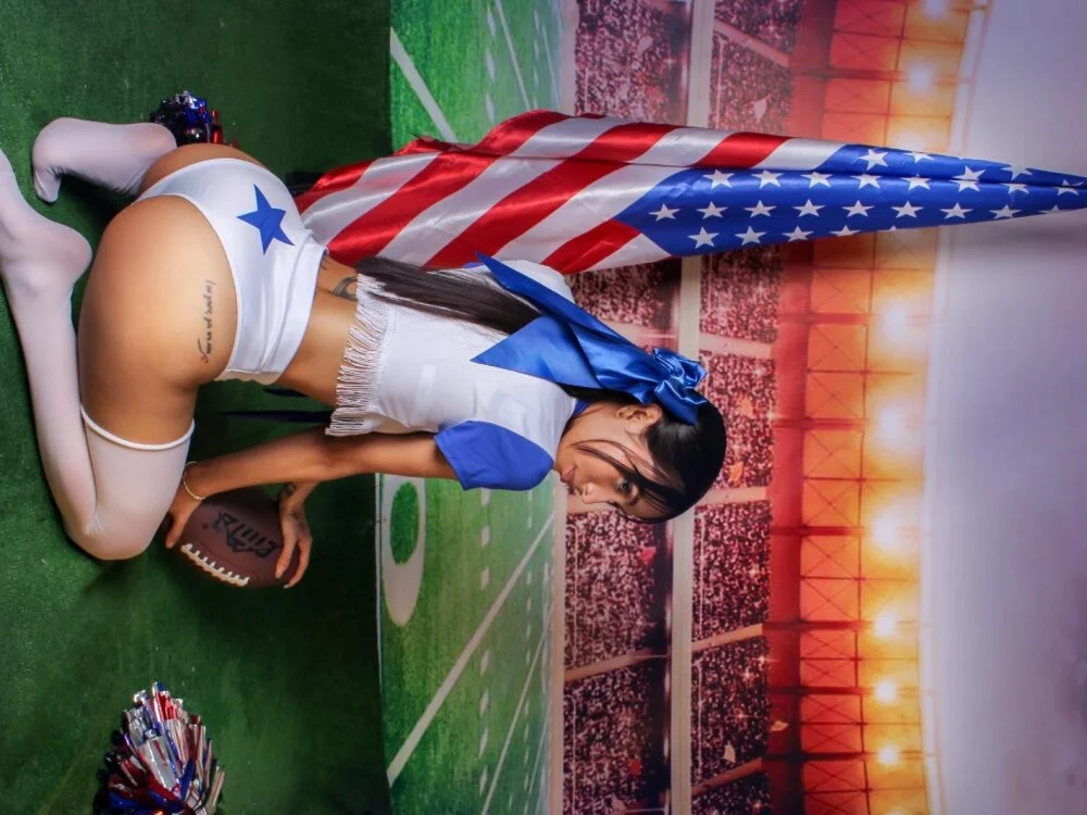 AMELIELEONE 现场XXX聊天