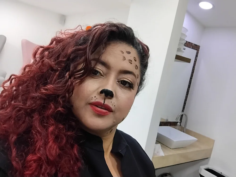 Sophi_LaRusso Offline XXX-Chat