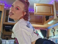 Tastybabe22 live cam profile - MySuperHot