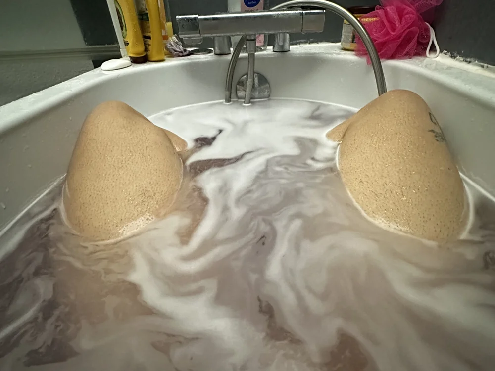 sexy688's Offline Chat Room