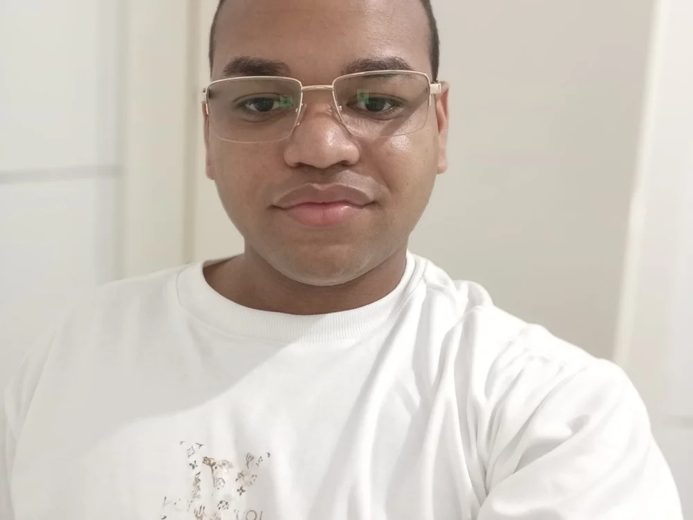 Kalliu2002 Offline XXX Chat