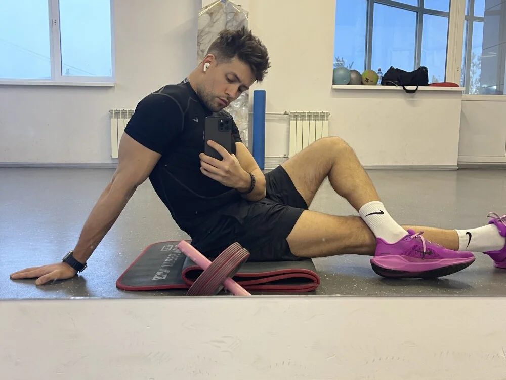 alexflexxx: офлайн-секс-чат