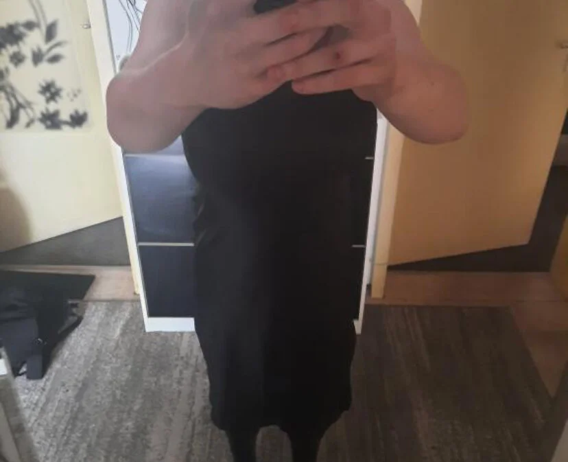 yves24Post Chat XXX offline