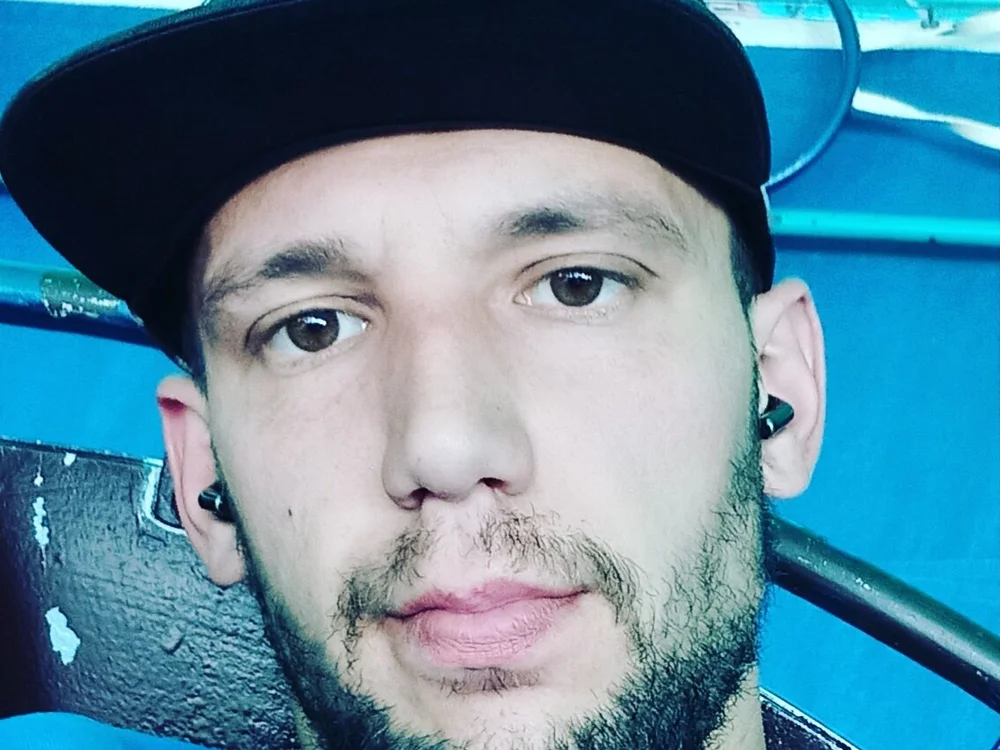 Monsterale's Offline XXX Chat