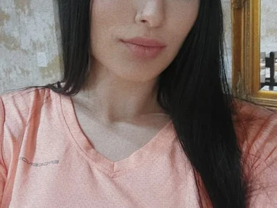 MiraBennett Female Office Cam Nude