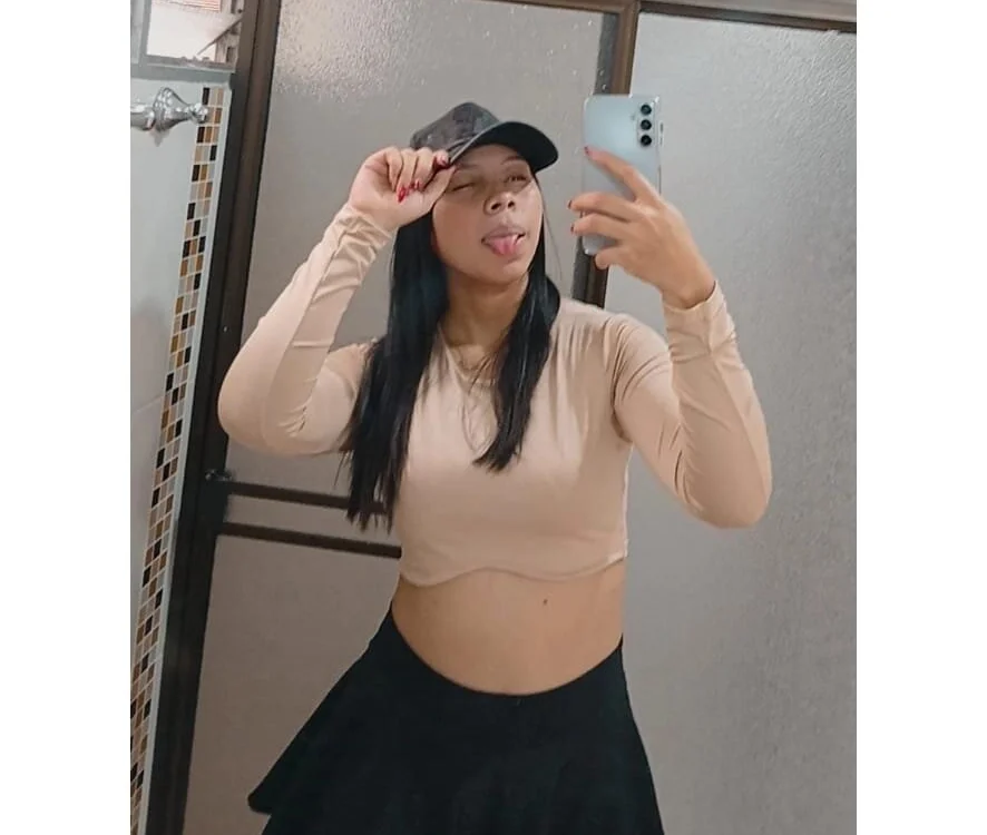 candy_lux30 Offline XXX-chat