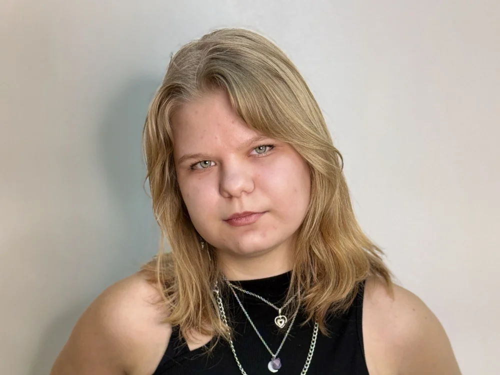 GladysBride's Offline Chat Room