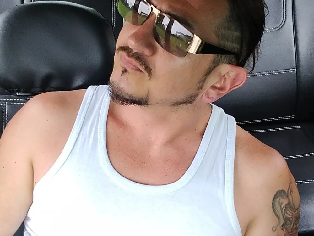 Chat XXX offline de tupadrastromalo