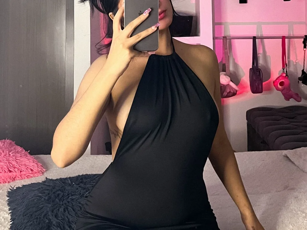 julietaa's Offline XXX Chat