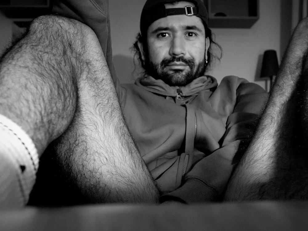 hairy03 offline chatrum