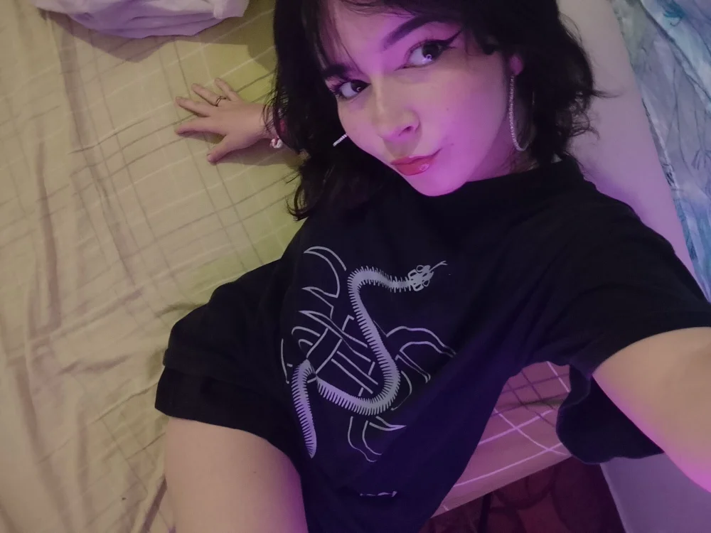Velvet_Lovers offline chatrum