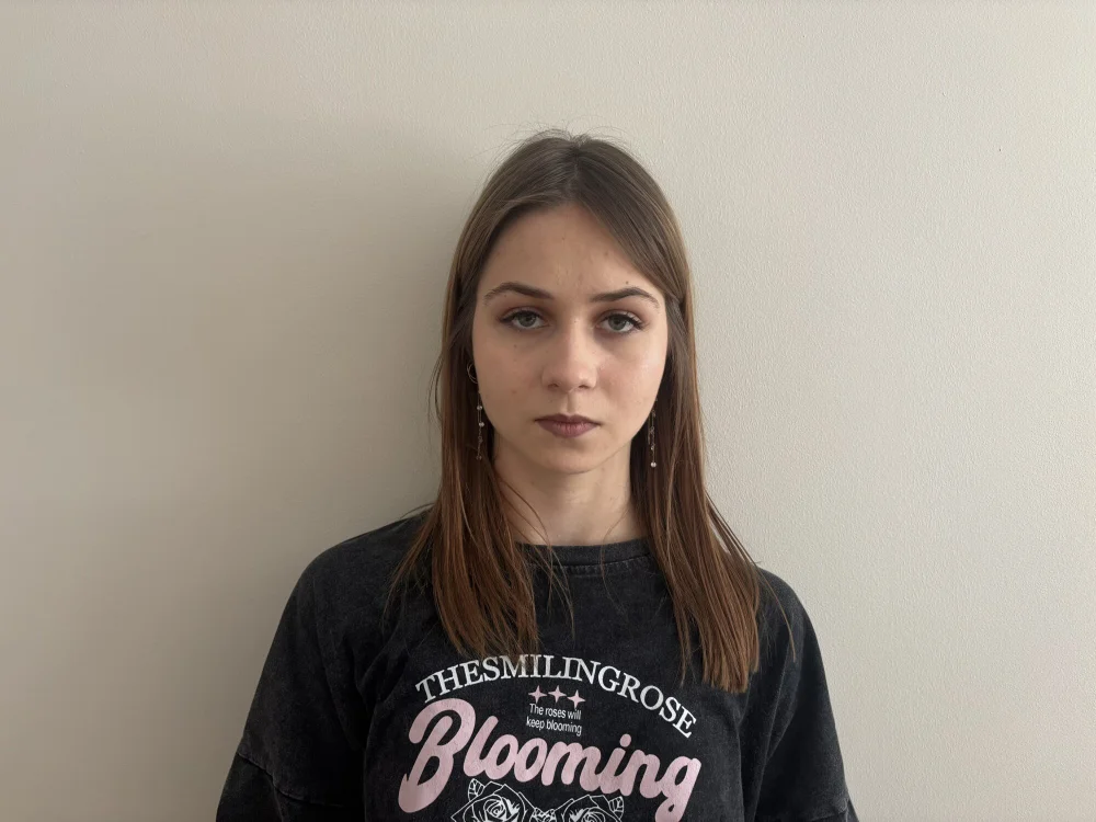 LyndaConary offline chatrum