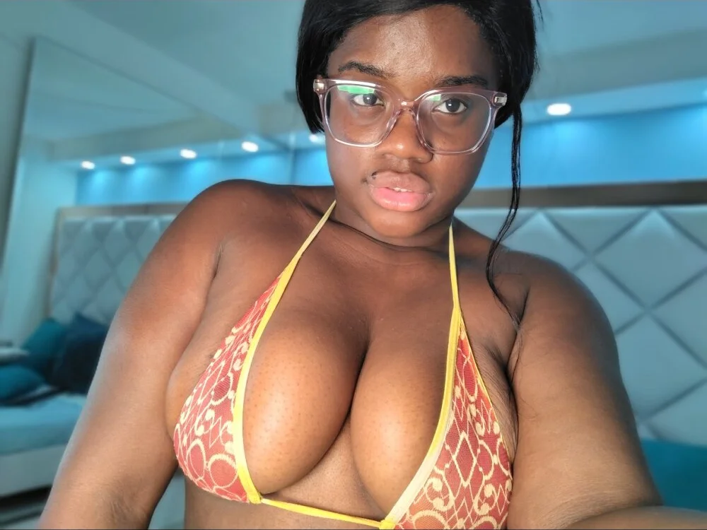 Chat XXX offline de YourLiaa_