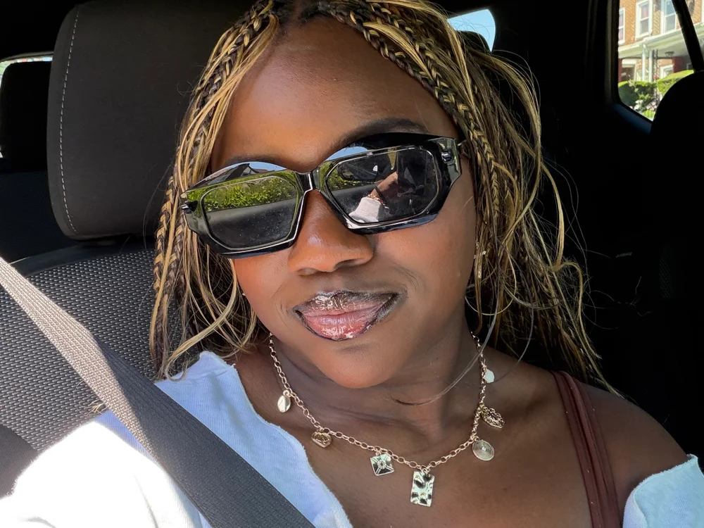 lyric_monet's most recent online preview