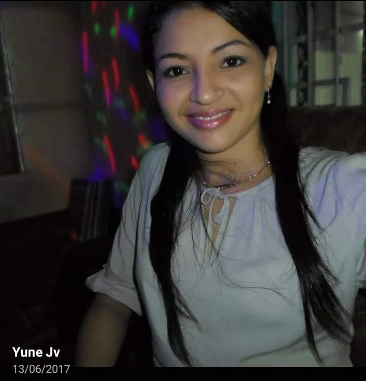 CarolinaNavarro495 Obrolan XXX Offline