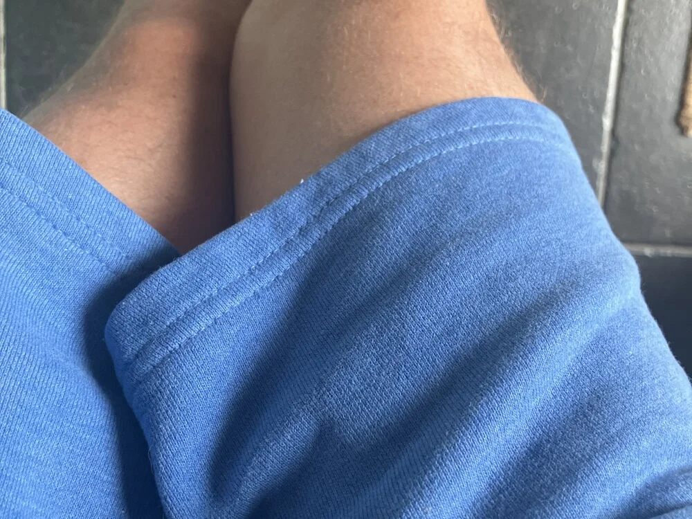 tomlolala Offline XXX-chat