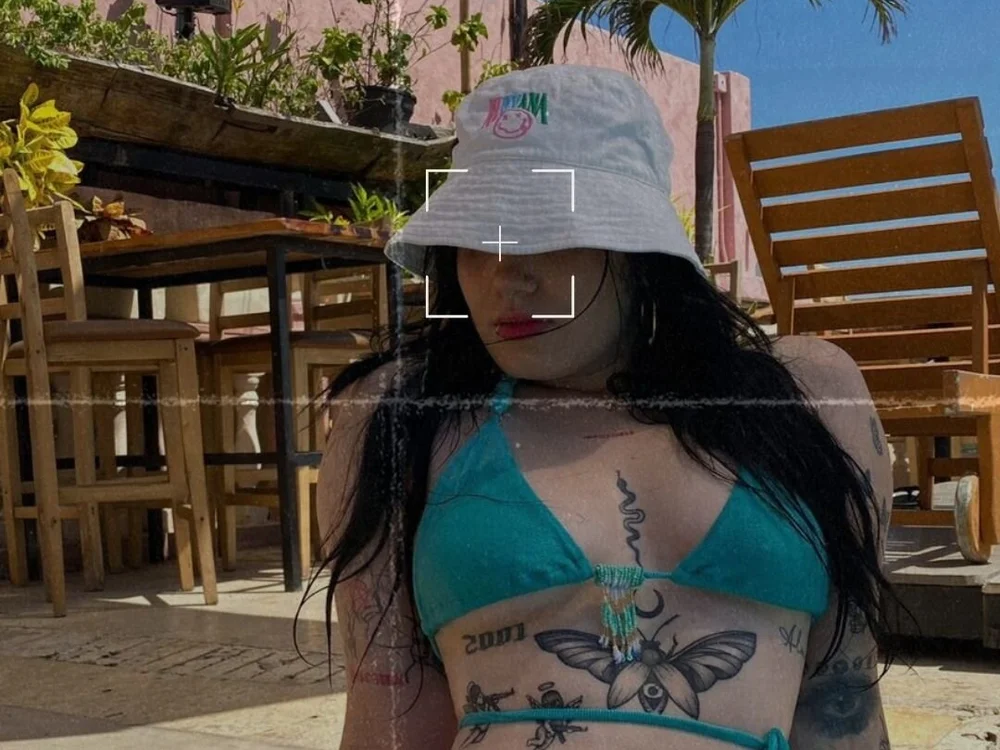 Lana1_ offline chatrum