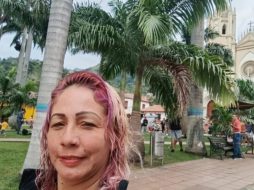 Lamonita05's Offline XXX Chat