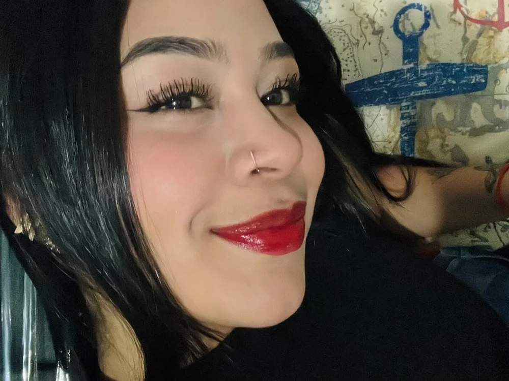 kami-cotherr's Offline Chat Room