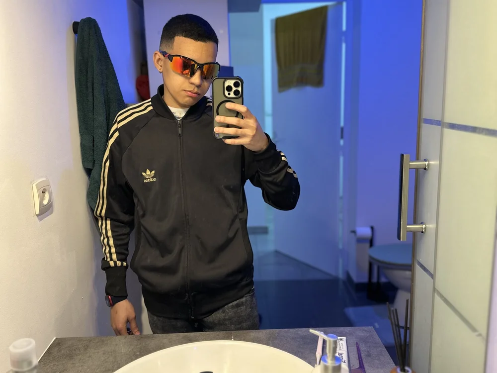 LukasBR69 offline chatrum