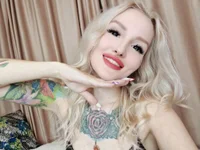 Модель KateMonroe