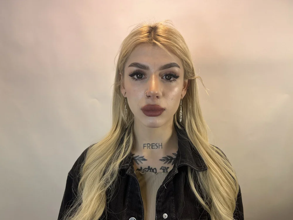 TraceyMiIes' Offline XXX Chat