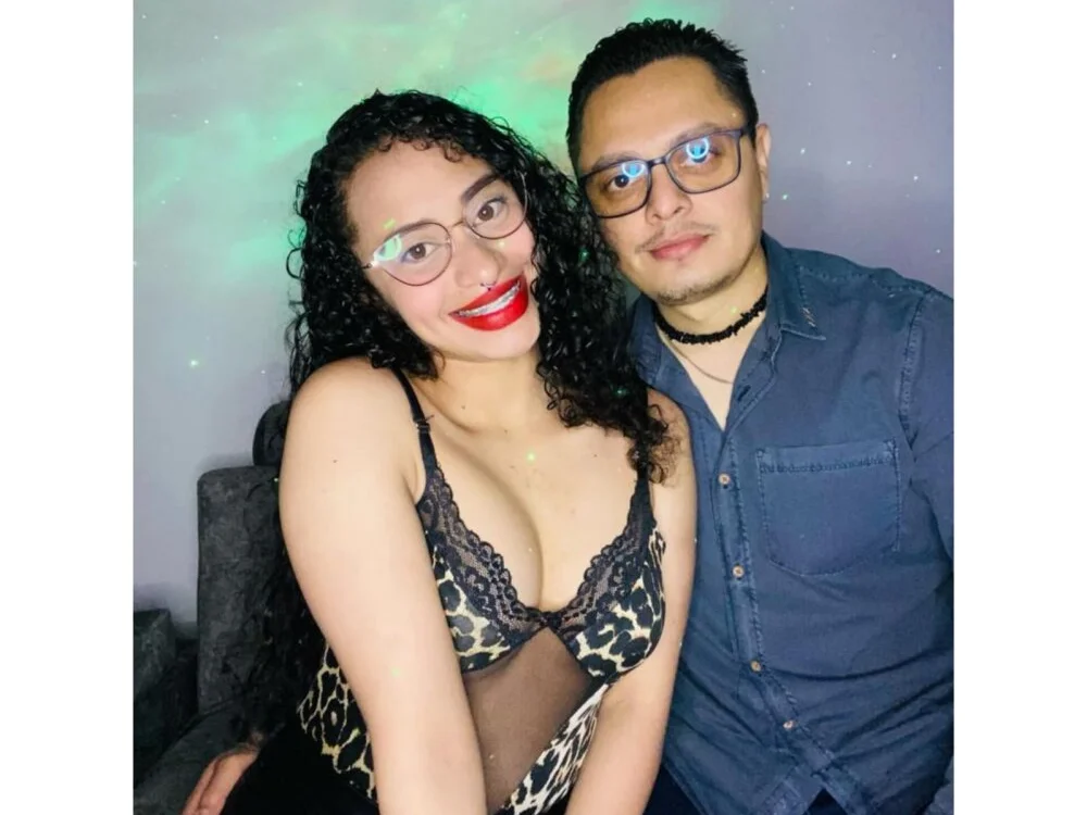 Valentine_petite1's Offline XXX Chat