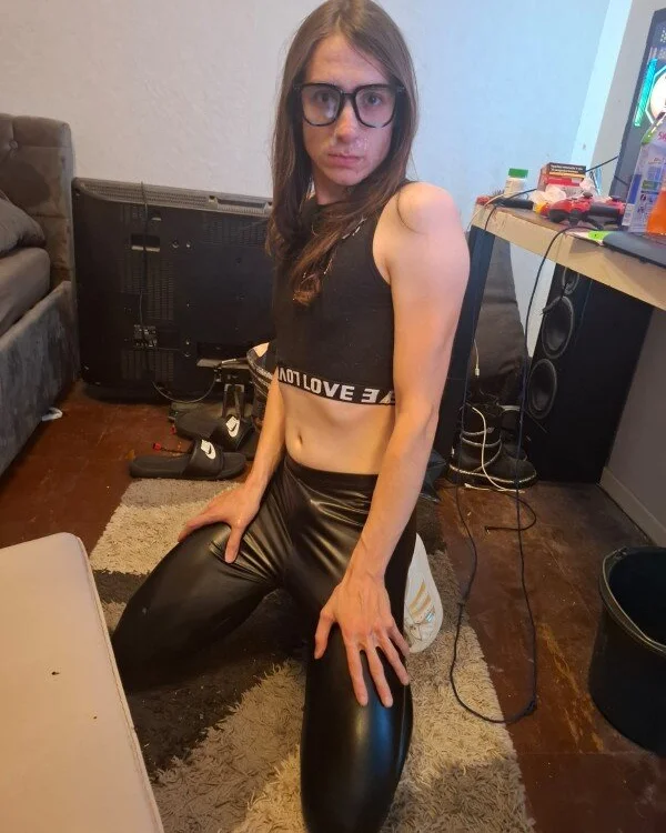 BellaTheEvil's Offline XXX Chat