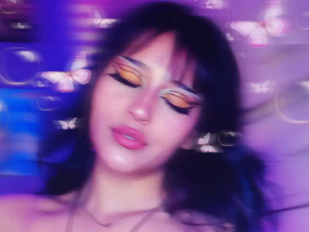 DalilaBasthet's Offline XXX Chat