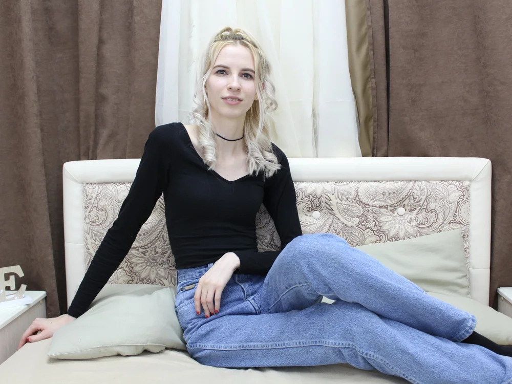 MilenaDream's Offline Chat Room