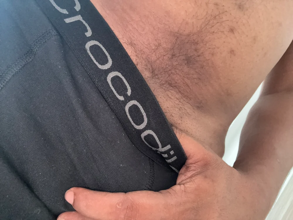 Hotbusycouple cam model